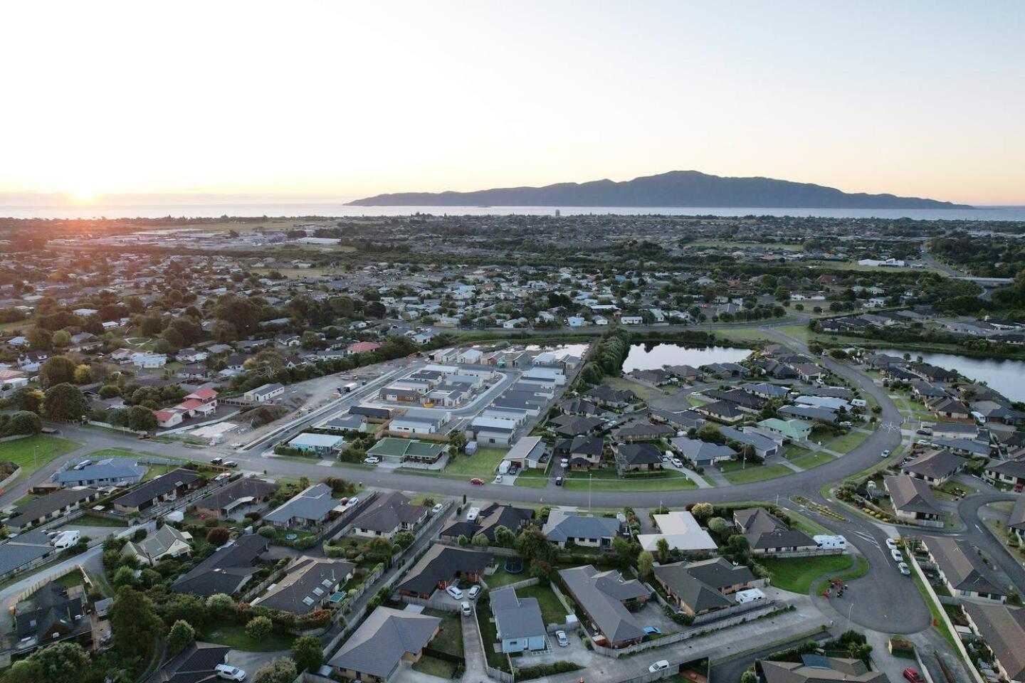Brand New & Cosy In Kapiti - New 3-Bedrooms 4-Beds In Paraparaumu Exterior foto